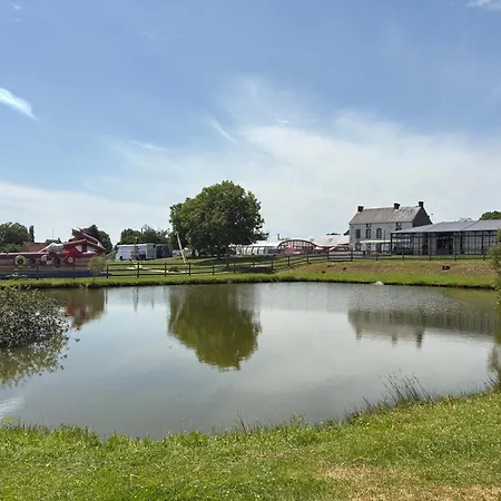 مكان تخييم Sweet Domaine Du